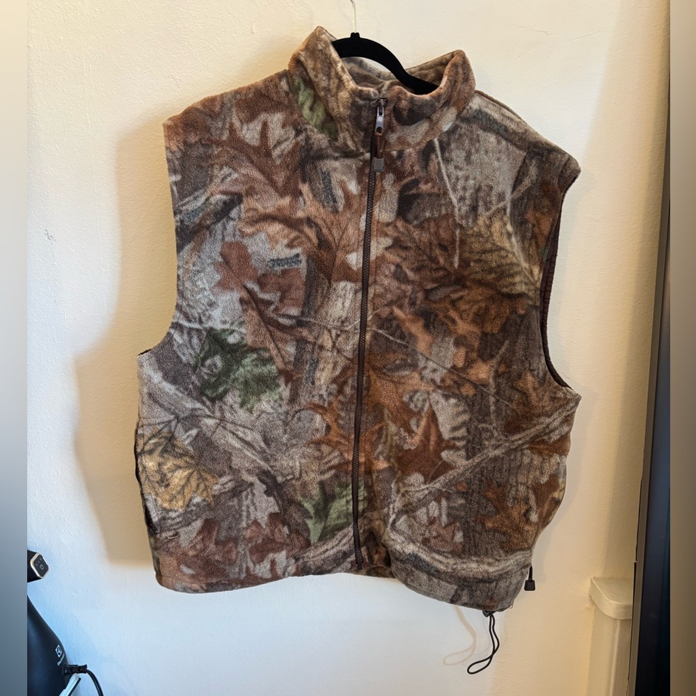 HS Strut camo fleece vest